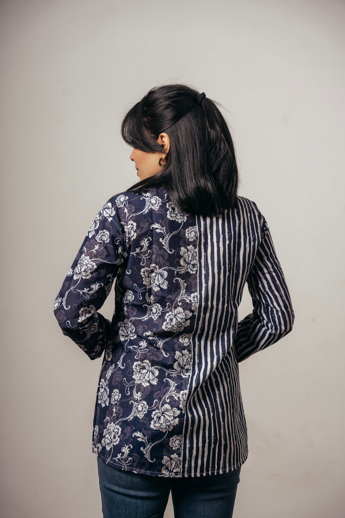 Joyara DualBloom Knot Shirt 💙✨