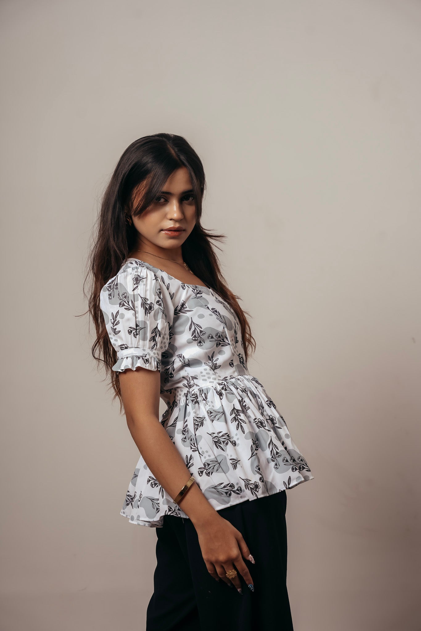 ✨ Joyara Monochrome Blossom Peplum Top ✨